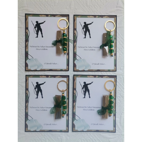 32 Adet Kişiye Özel Asker Kına Hatırası Dağıtmalık Hediyelik Yeşil Anahtarlık ve Paketlenmiş Kına