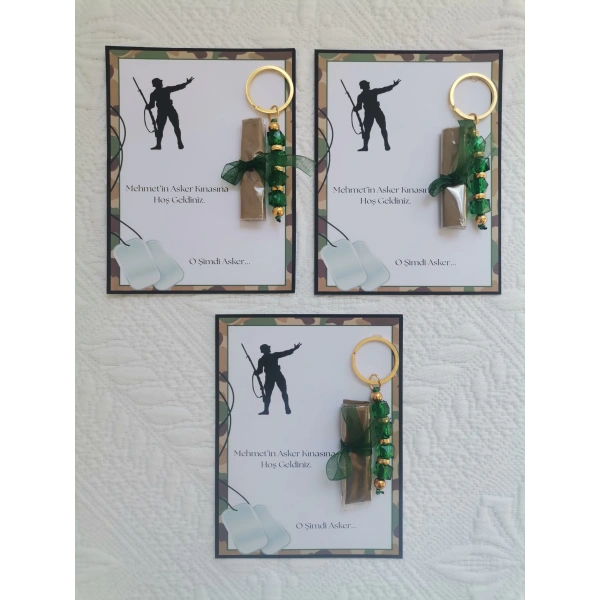 32 Adet Kişiye Özel Asker Kına Hatırası Dağıtmalık Hediyelik Yeşil Anahtarlık ve Paketlenmiş Kına