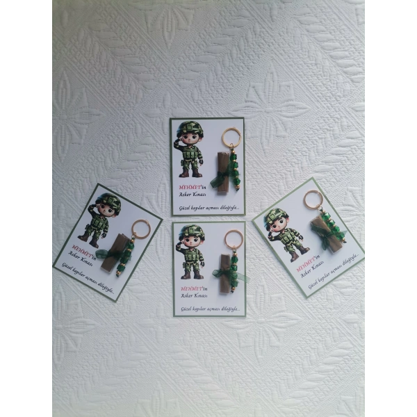 32 Adet Kişiye Özel Asker Kına Hatırası Dağıtmalık Hediyelik Yeşil Anahtarlık ve Paketlenmiş Kına