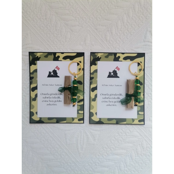 64 Adet Kişiye Özel Asker Kına Hatırası Dağıtmalık Hediyelik Yeşil Anahtarlık ve Paketlenmiş Kına