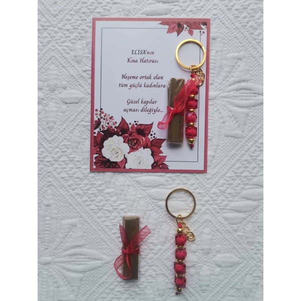 100 Adet Kişiye Özel Kına Hatırası Dağıtmalık Hediyelik Kırmızı Anahtarlık ve Paketlenmiş Kına