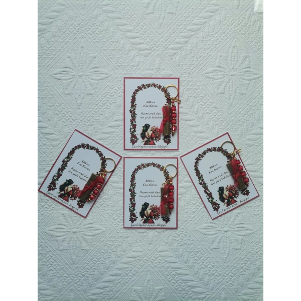 100 Adet Kişiye Özel Kına Hatırası Dağıtmalık Hediyelik Kırmızı Anahtarlık ve Paketlenmiş Kına