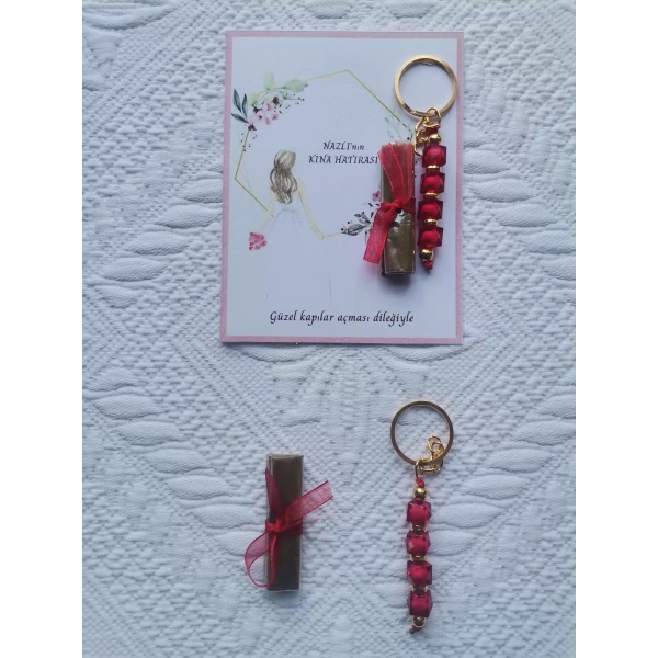 100 Adet Kişiye Özel Kına Hatırası Dağıtmalık Hediyelik Kırmızı Anahtarlık ve Paketlenmiş Kına