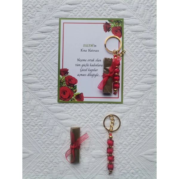 100 Adet Kişiye Özel Kına Hatırası Dağıtmalık Hediyelik Kırmızı Anahtarlık ve Paketlenmiş Kına
