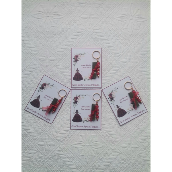 48 Adet Kişiye Özel Kına Hatırası Kırmızı Anahtarlık ve Paketlenmiş Kına Dağıtmalık Hediyelik