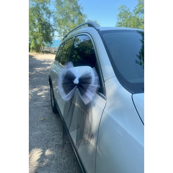 20 Adet Beyaz Siyah Kristal Tül Beyaz Latex Gül Kuyruk Detaylı Düğün Nikah Kına Sünnet Konvoy Süsü