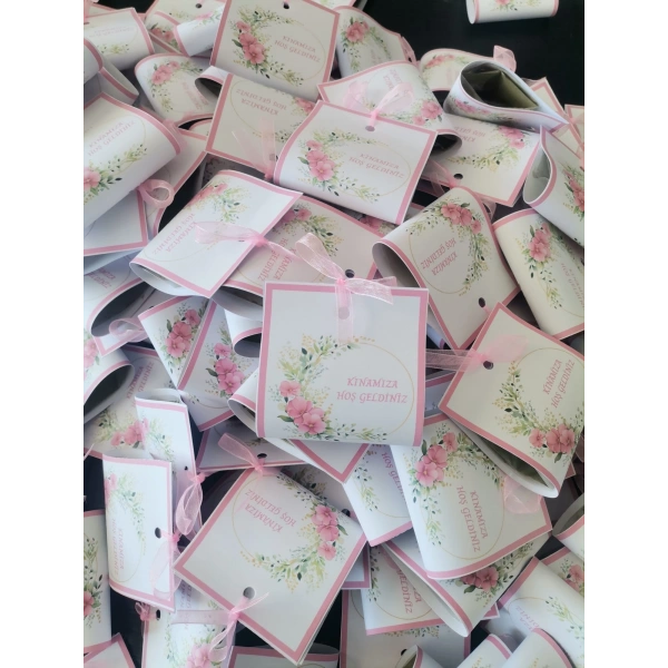 100 Adet Kişiye Özel Tasarım Hazır Paketlenmiş Pembe Çiçekli Model Dağıtmalık Hediyelik Kına