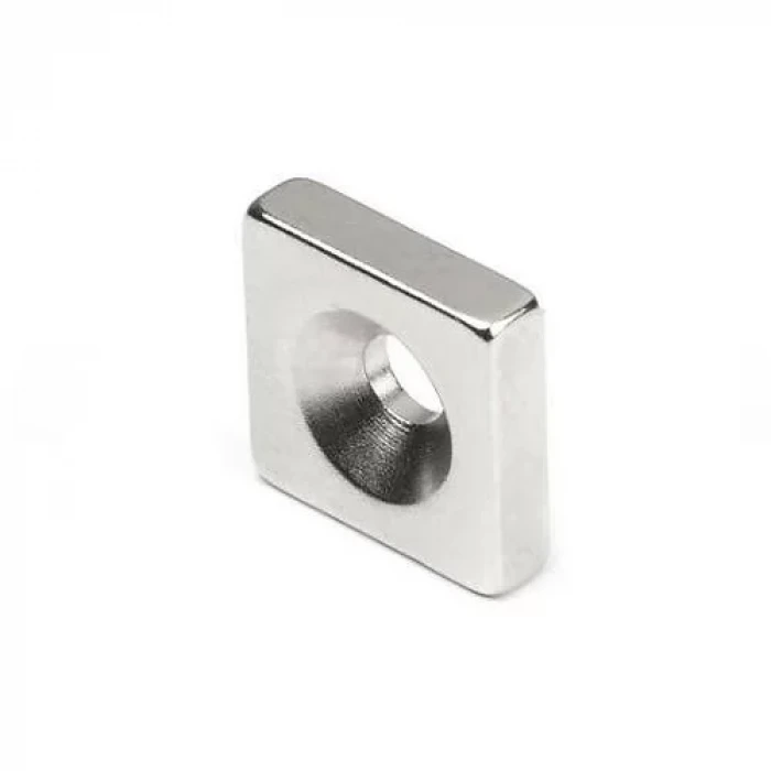15x15x5 mm Havşa Delikli Kare Neodyum Mıkantıs