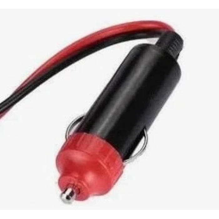 12 v araç çakmaklık  + 1metre kablo