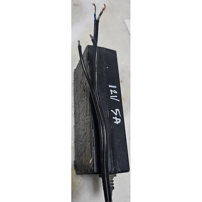 12V 5A Adaptör