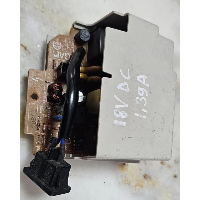 18V 1.39A Adaptör
