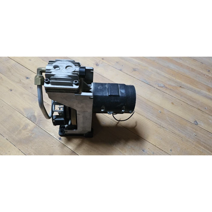 220 VOLT 1.5 hp EINHELL 8 BAR KOMPRESÖR MOTORU YENİLENMİŞ MOTOR.