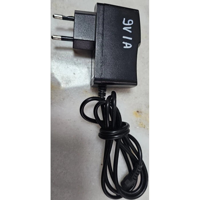 9V 1A Adaptör