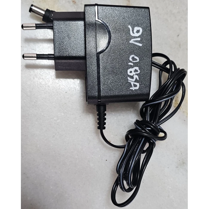 9V 850 mA Adaptör