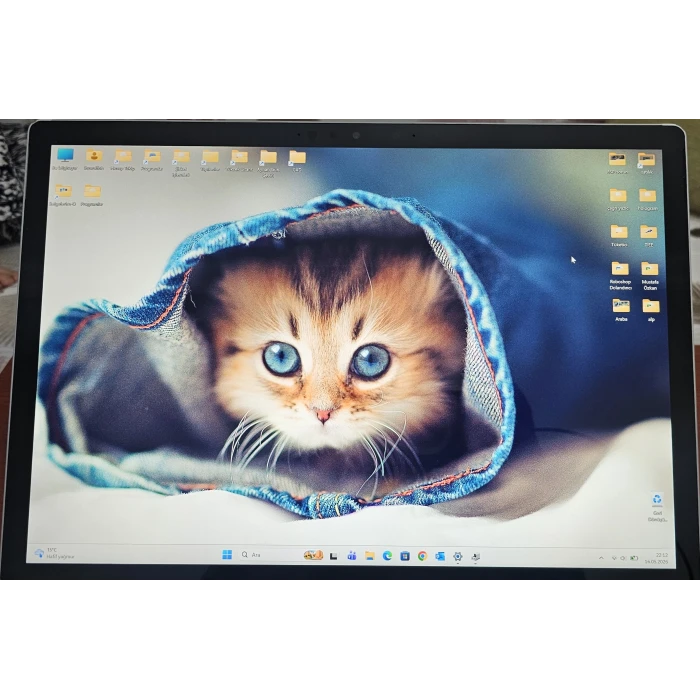 Microsoft Surface Book 3 i7-1065G7 32GB DDR4 2TB SSD 6GB GPU NVIDIA GeForce GTX 1660 Ti with Max-Q Design 15 inc Ekran