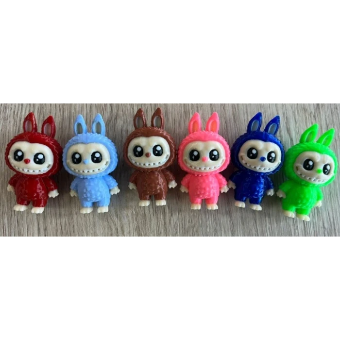 Mini Labubu figürler