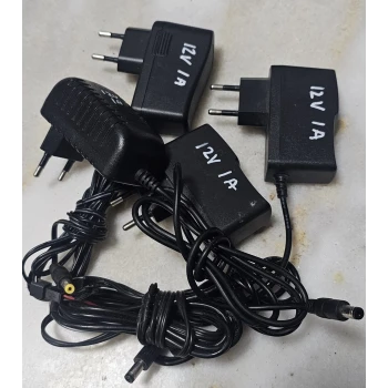 12V 1A Adaptör