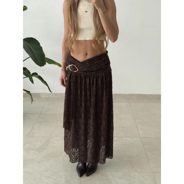 Gold Aksesuarlı Uzun Dantel Etek