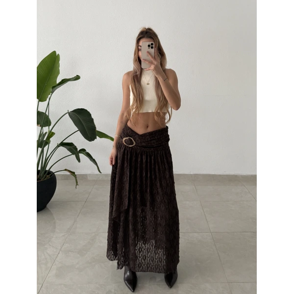 Gold Aksesuarlı Uzun Dantel Etek