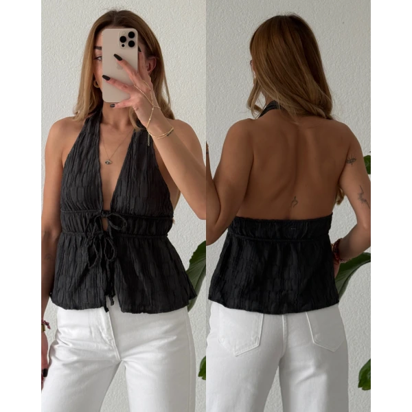 Sırt Dekolteli Bağlamalı Halter Yaka Bluz