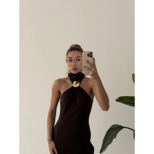 Aksesuarlı Midi Elbise