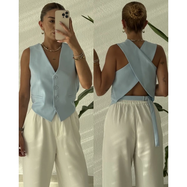 Arkası Çapraz Dekolteli Yelek