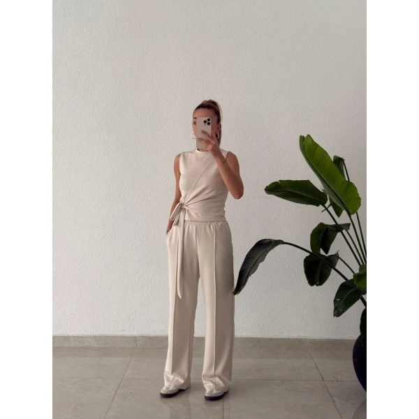 Asimetrik Bağlama Detaylı Kolsuz Modal Takım