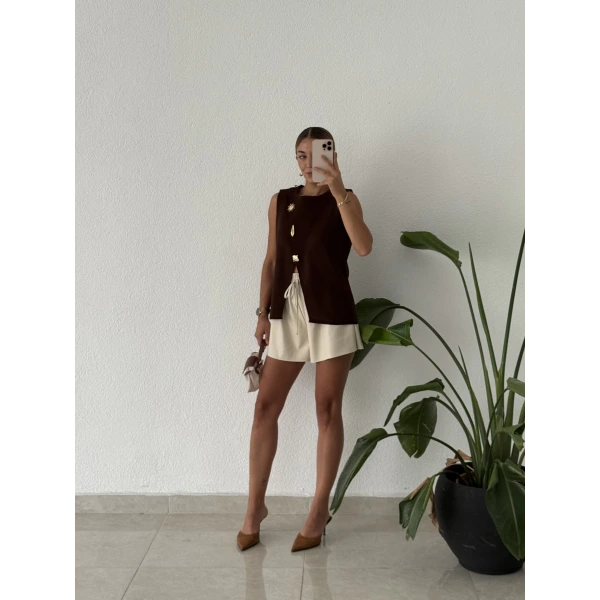 Asimetrik Gold Aksesuarlı Triko Süveter