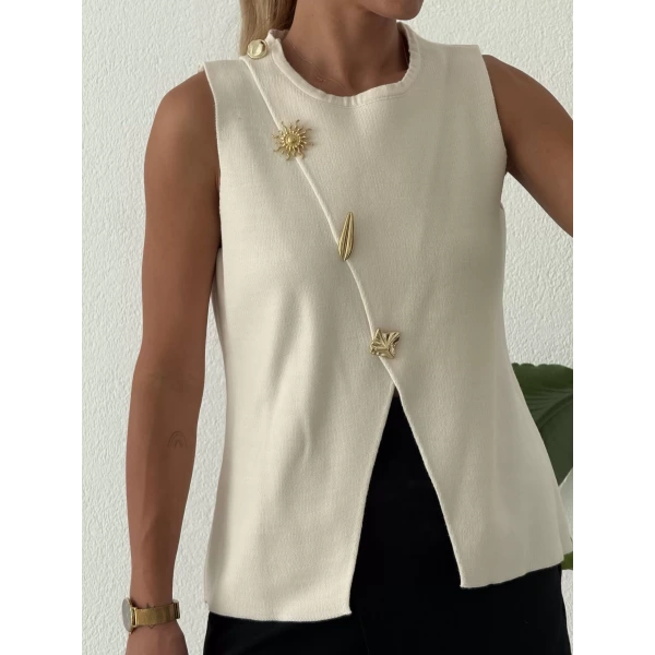 Asimetrik Gold Aksesuarlı Triko Süveter