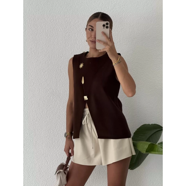 Asimetrik Gold Aksesuarlı Triko Süveter