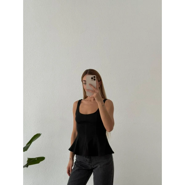 Askılı Volanlı Kadın Bluz