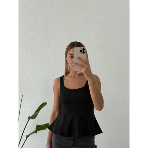 Askılı Volanlı Kadın Bluz