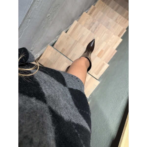 Baklava Desenli Etekli Kazaklı Takım