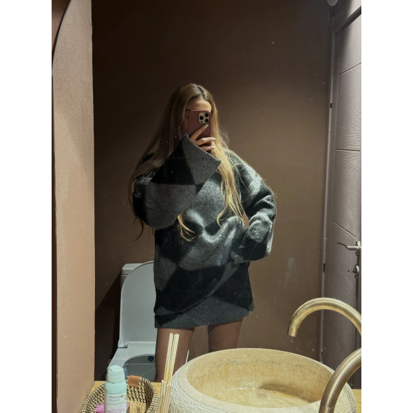 Baklava Desenli Etekli Kazaklı Takım