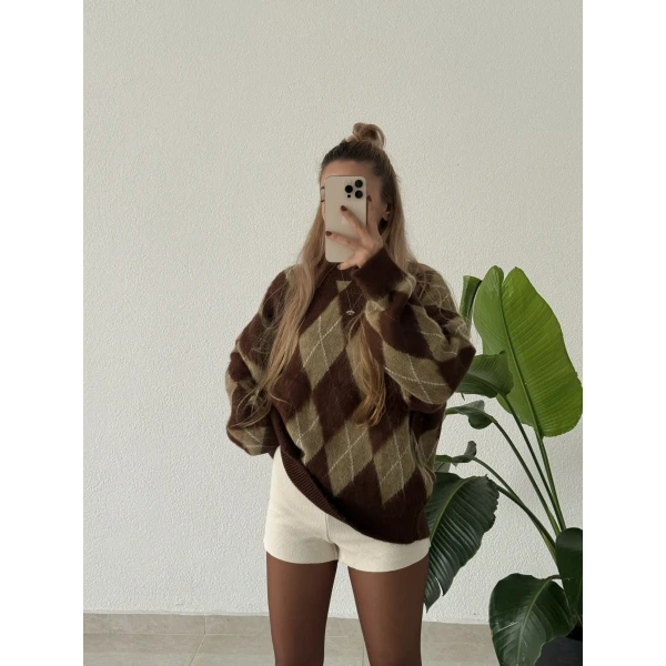 Baklava Desenli Kazak