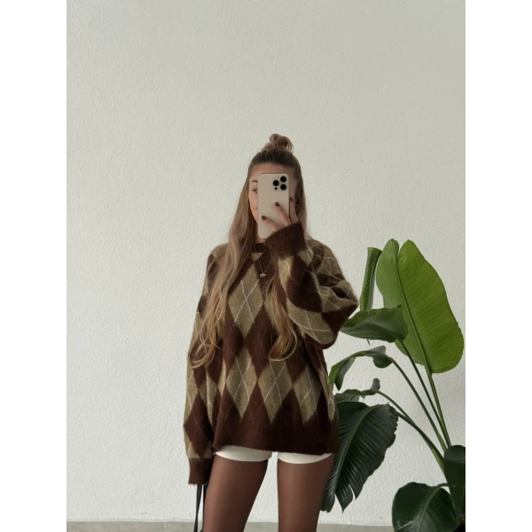 Baklava Desenli Kazak