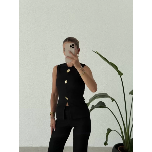 Gold Aksesuarlı Kolsuz İkili Takım