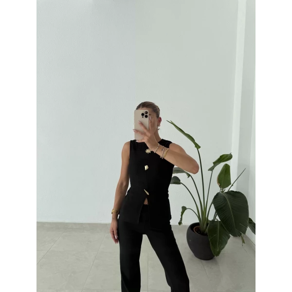 Gold Aksesuarlı Kolsuz İkili Takım