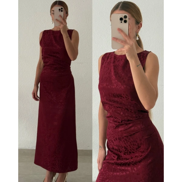 Jakarlı Saten Leopar Dokulu Kolsuz Maxi Boy Elbise