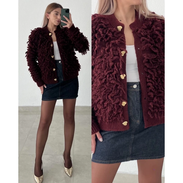 Kalp Düğmeli Triko Hırka