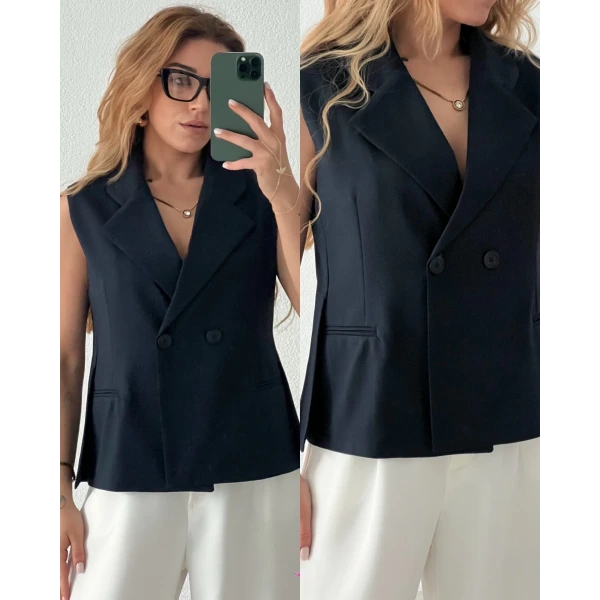 Marka Model Düğmeli Pensli Yelek