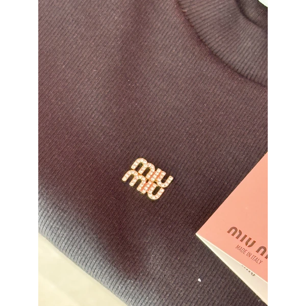 Miu Miu Marka Crop