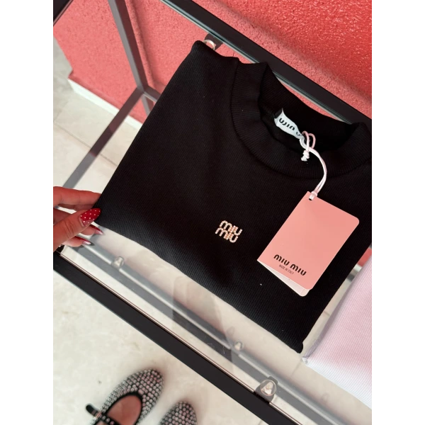 Miu Miu Marka Crop