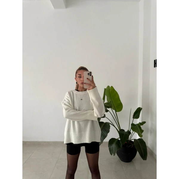 Ribana Detaylı Basic Bisiklet Yaka Kazak