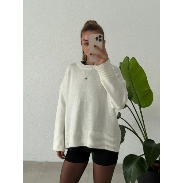 Ribana Detaylı Basic Bisiklet Yaka Kazak