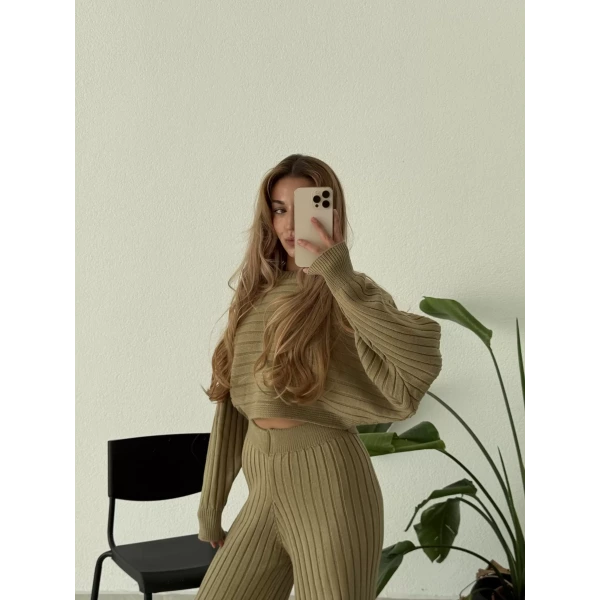 Yarasa Kol Pantolonlu Triko Takım