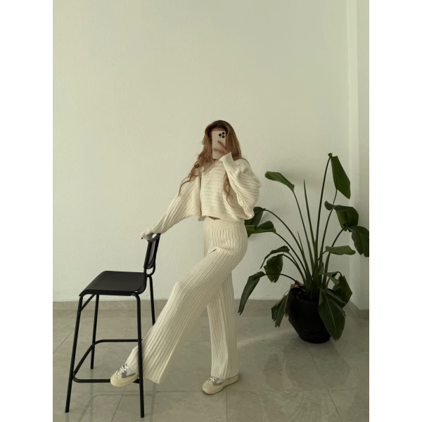 Yarasa Kol Pantolonlu Triko Takım