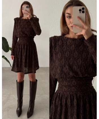 Vatkalı Dantel Elbise