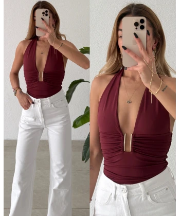 Drapeli Halter Yaka Aksesuarlı Crop Top