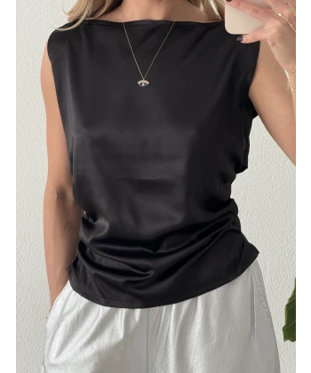 Sırt Dekolteli Bağlamalı Saten Bluz